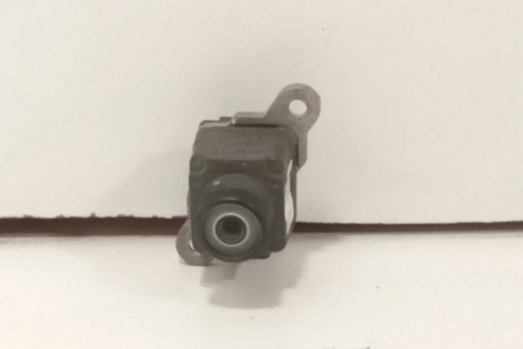 Pre-Owned 2013-2017 Dodge Ram 1500 Rear View Camera Sensor  (Good)